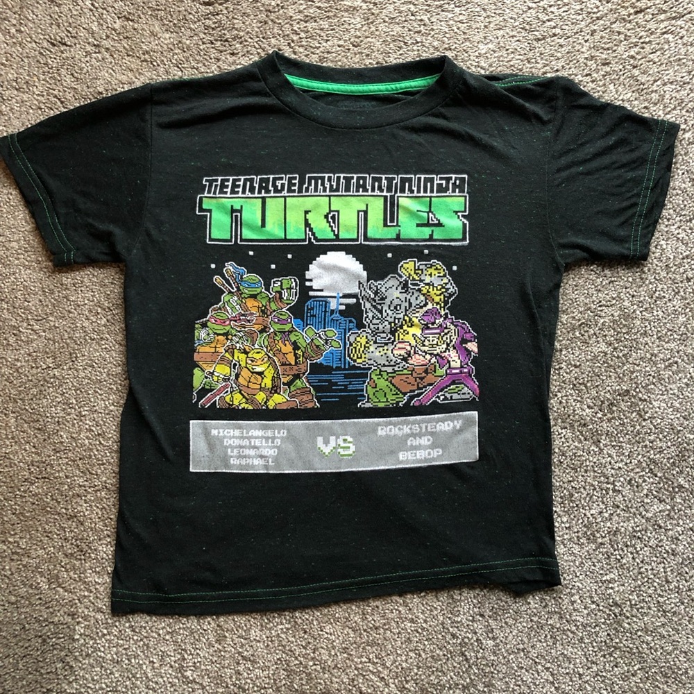 TMNT boys tee size small